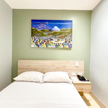 Gh Sander Hotel Гуаякуил Екстериор снимка
